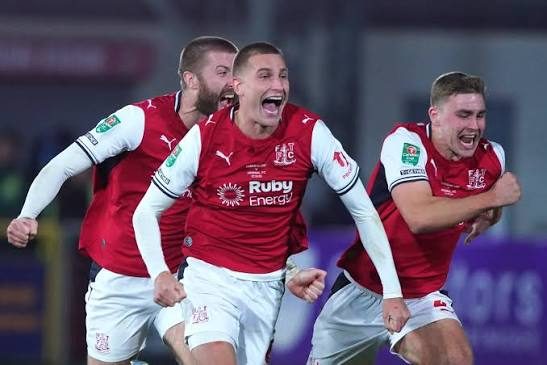 Arsenal embarrassed in penalty-shootout loss to 4th-tier Fleetwood in English League Cup stunner