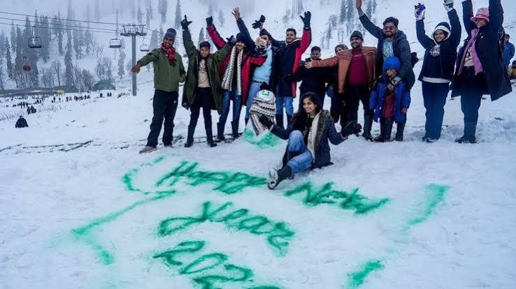 Himalayan snowfall triggers early winter chill across North India: Check IMD weather forecast and rain alerts