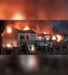 15 Shops, A Hotel Destroyed In Jammu Market Fire, Losses Estimated In Crores, No deaths have been reported so far
