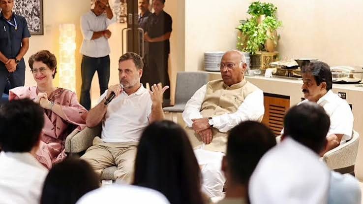 Venues denied, INDIA bloc moves 'public impeachment' of CEC to Kharge's home