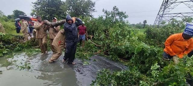 Seven killed as Cyclone Arnab batters Andhra Pradesh