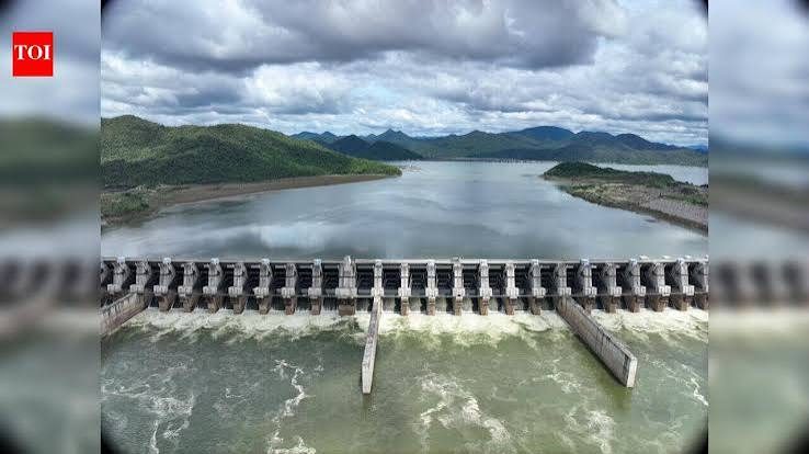 Godavari river turns blue at Andhra's Polavaram with decline in flood intensity